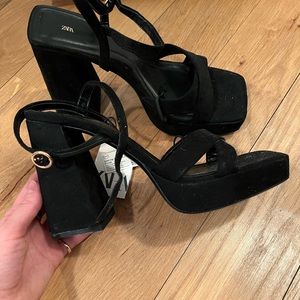 Zara black platform heels, NWT